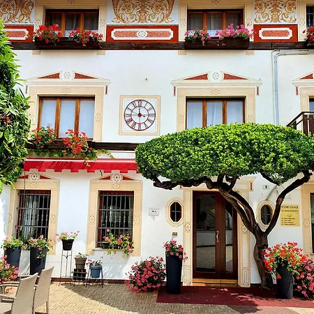 Posta *